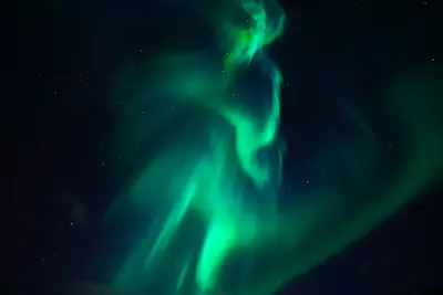 the aroura borealis in the sky